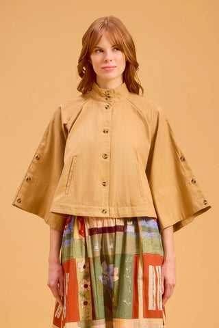 Capelet_Tan_KitSkirt_Fresco_0466_a22ca4ff-8818-4900-8f75-8f9b6944bc94.webp
