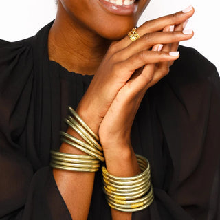 Etoile-All-Weather-Bangles_2.webp