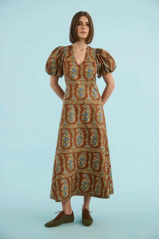 HarrisonDress-AmberGlenBrown-Fall2026-HunterBellNYC-6-resized.webp