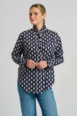 shirty-the-olivia-shirt-navy-double-diamond_4.webp